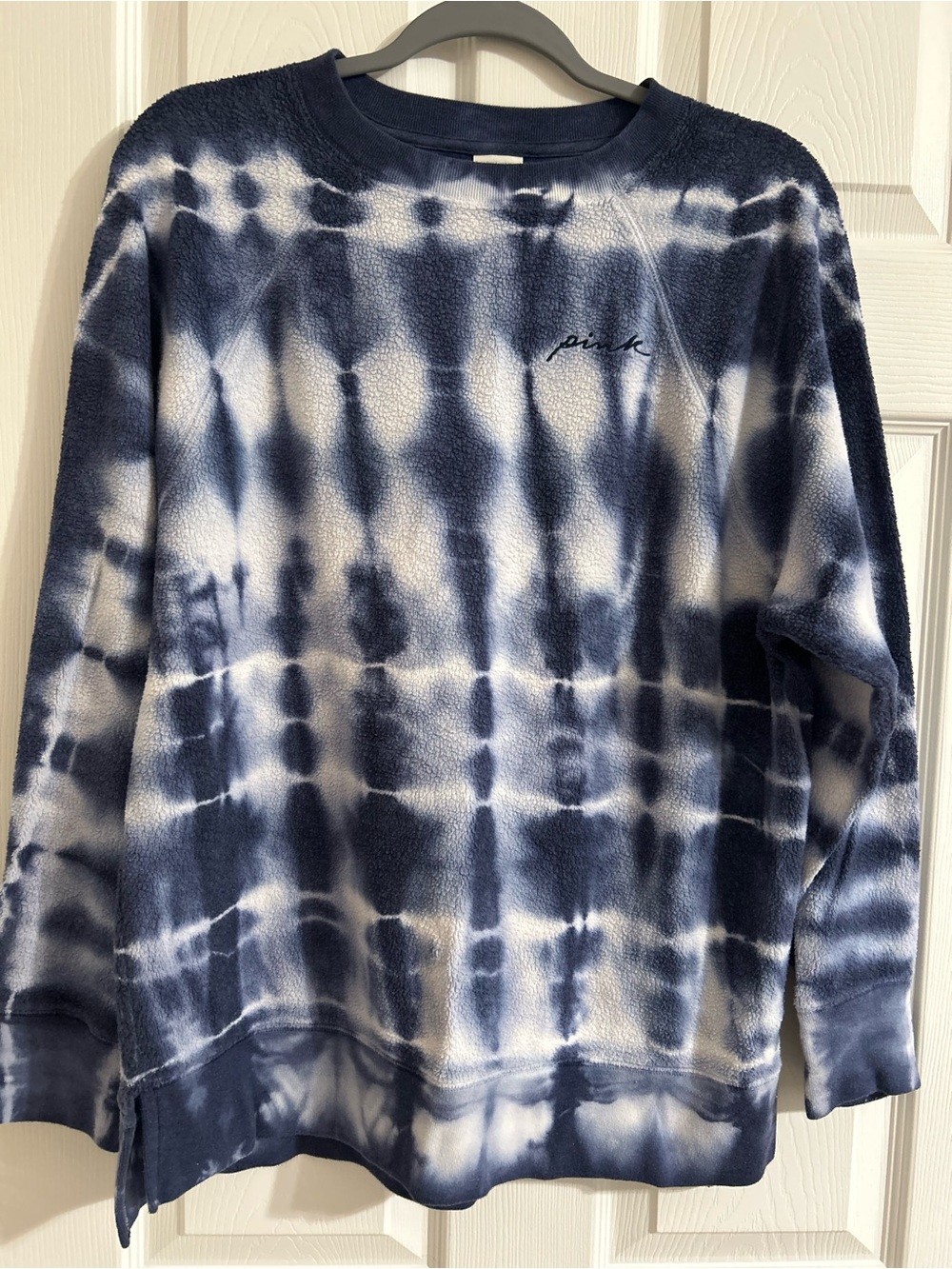 PINK Victoria’s Secret Blue/White Tie-Dye Cozy Sweatshirt Sz XS EUC